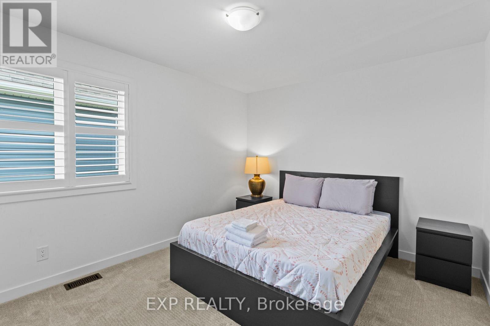 4556 Kelly Farm Drive, Ottawa, Ontario  K1X 0G8 - Photo 26 - X12401394