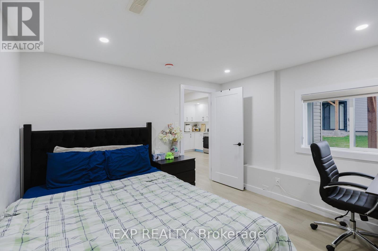 4556 Kelly Farm Drive, Ottawa, Ontario  K1X 0G8 - Photo 35 - X12401394