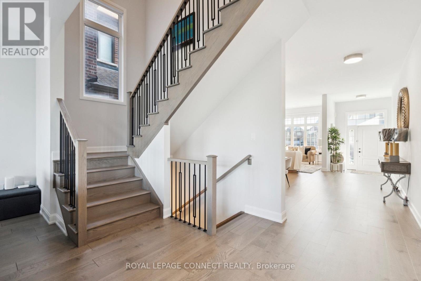1428 Ford Strathy Crescent, Oakville (Jm Joshua Meadows), Ontario  L6H 3W8 - Photo 19 - W12401303