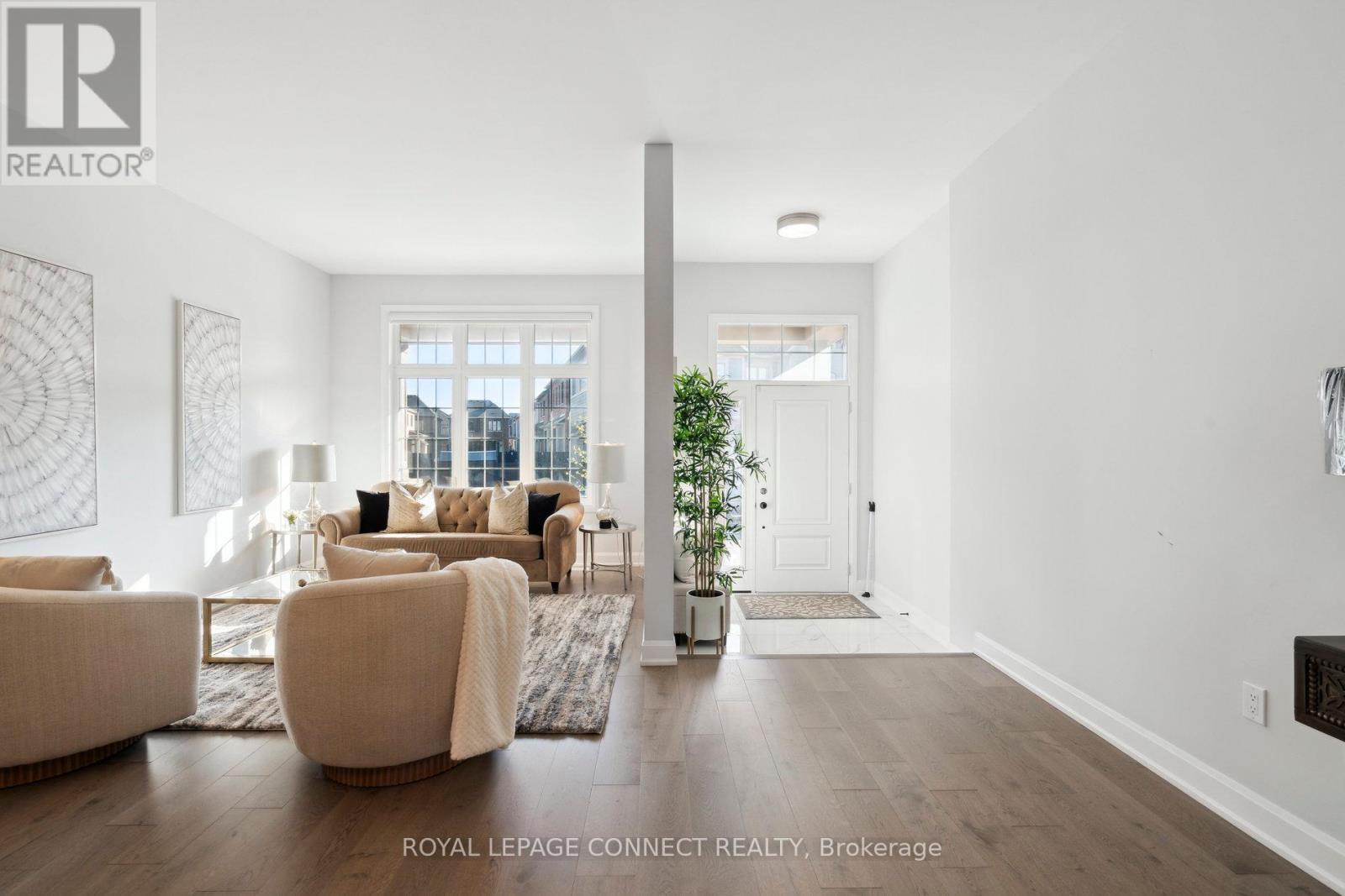 1428 Ford Strathy Crescent, Oakville (Jm Joshua Meadows), Ontario  L6H 3W8 - Photo 5 - W12401303
