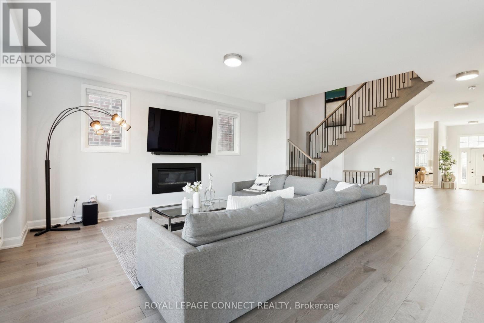 1428 Ford Strathy Crescent, Oakville (Jm Joshua Meadows), Ontario  L6H 3W8 - Photo 8 - W12401303