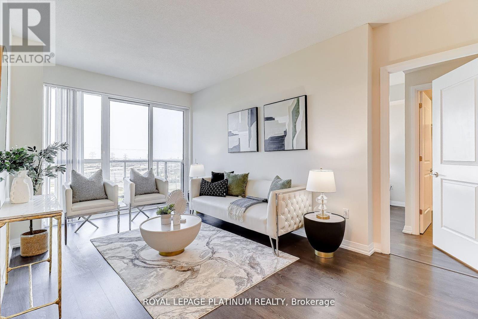 703 - 50 Thomas Riley Road, Toronto, Ontario  M9B 0C5 - Photo 2 - W12401319