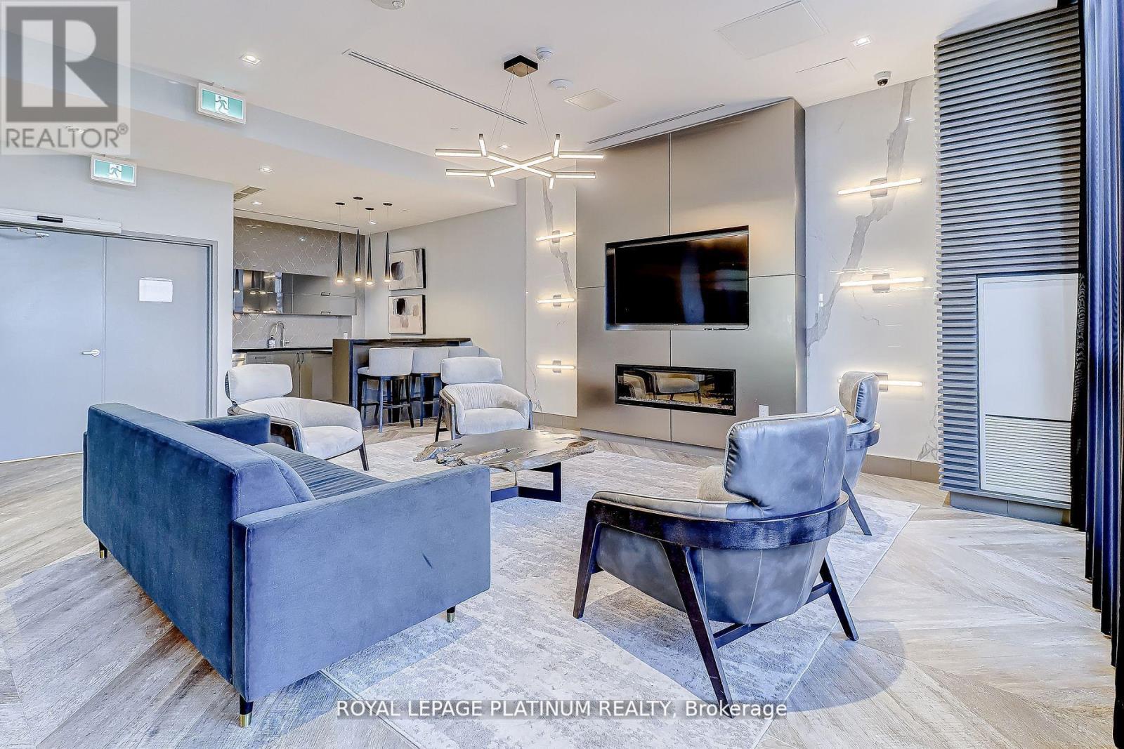 703 - 50 Thomas Riley Road, Toronto, Ontario  M9B 0C5 - Photo 6 - W12401319