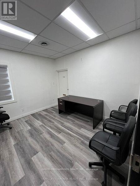 102 - 1830 Dundas Street E, Mississauga, Ontario  L4X 1L8 - Photo 6 - W12401343
