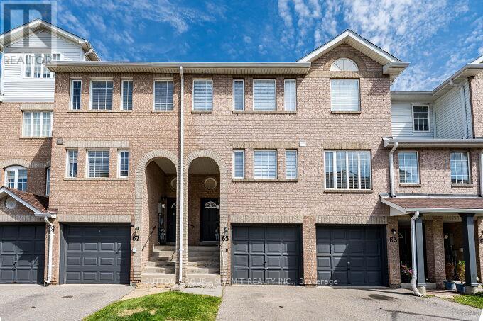 65 SPADINA ROAD, Brampton, Ontario