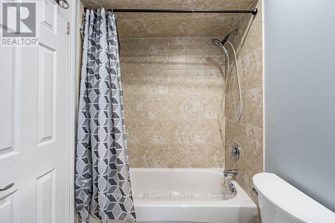 65 Spadina Road, Brampton (Brampton West), Ontario  L6X 4X6 - Photo 32 - W12401345