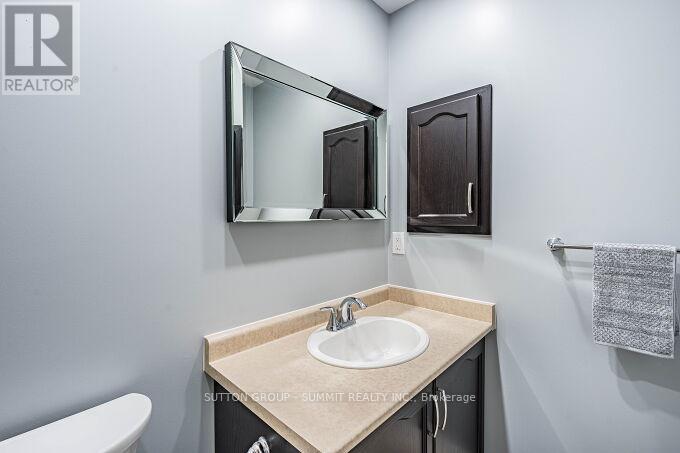 65 Spadina Road, Brampton (Brampton West), Ontario  L6X 4X6 - Photo 33 - W12401345
