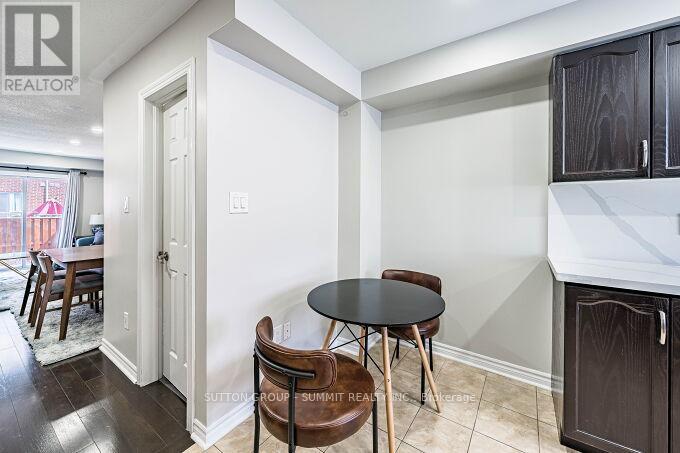 65 Spadina Road, Brampton (Brampton West), Ontario  L6X 4X6 - Photo 6 - W12401345