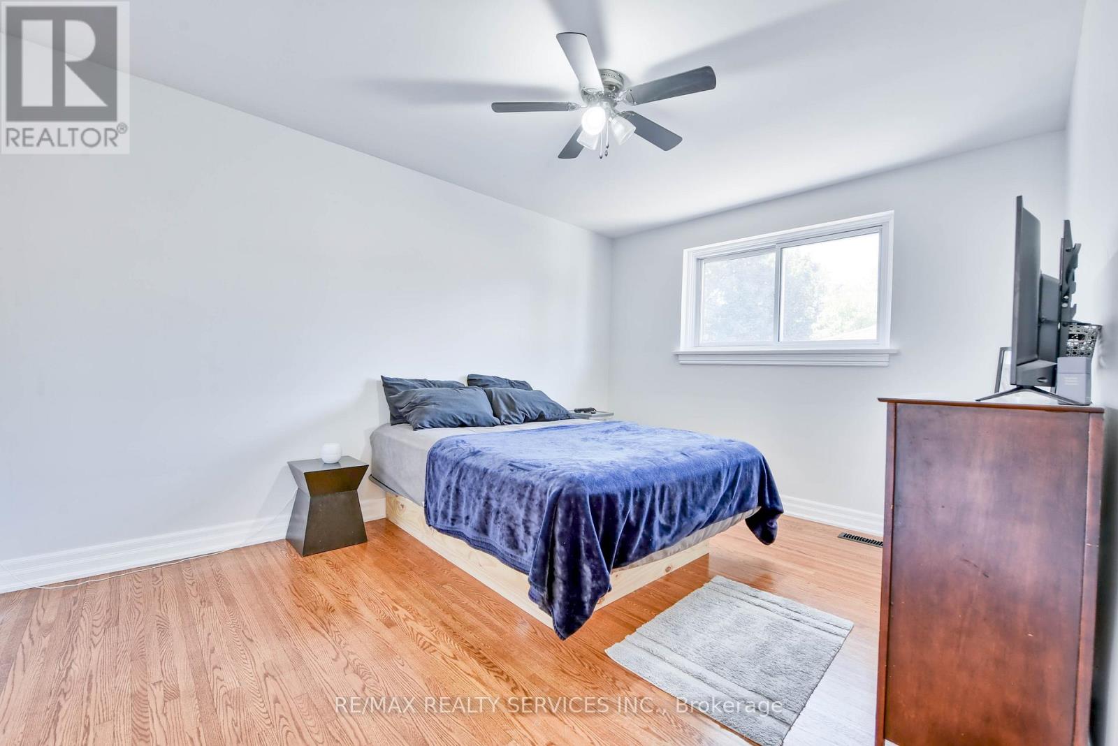 23 Windermere Court, Brampton (Northwood Park), Ontario  L6X 2L5 - Photo 21 - W12401346