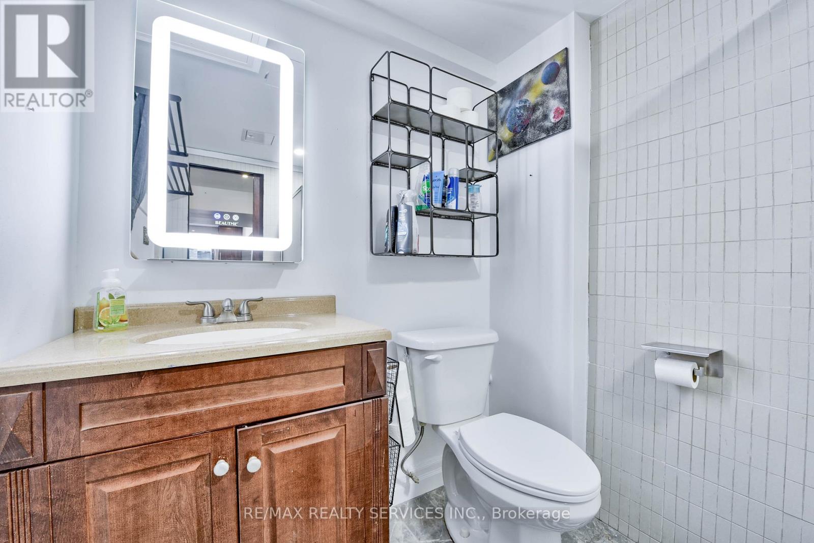 23 Windermere Court, Brampton (Northwood Park), Ontario  L6X 2L5 - Photo 42 - W12401346