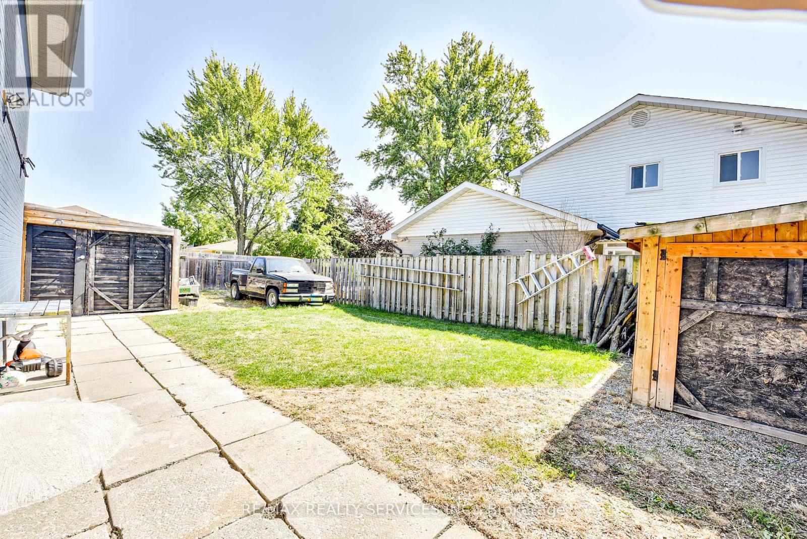 23 Windermere Court, Brampton (Northwood Park), Ontario  L6X 2L5 - Photo 48 - W12401346