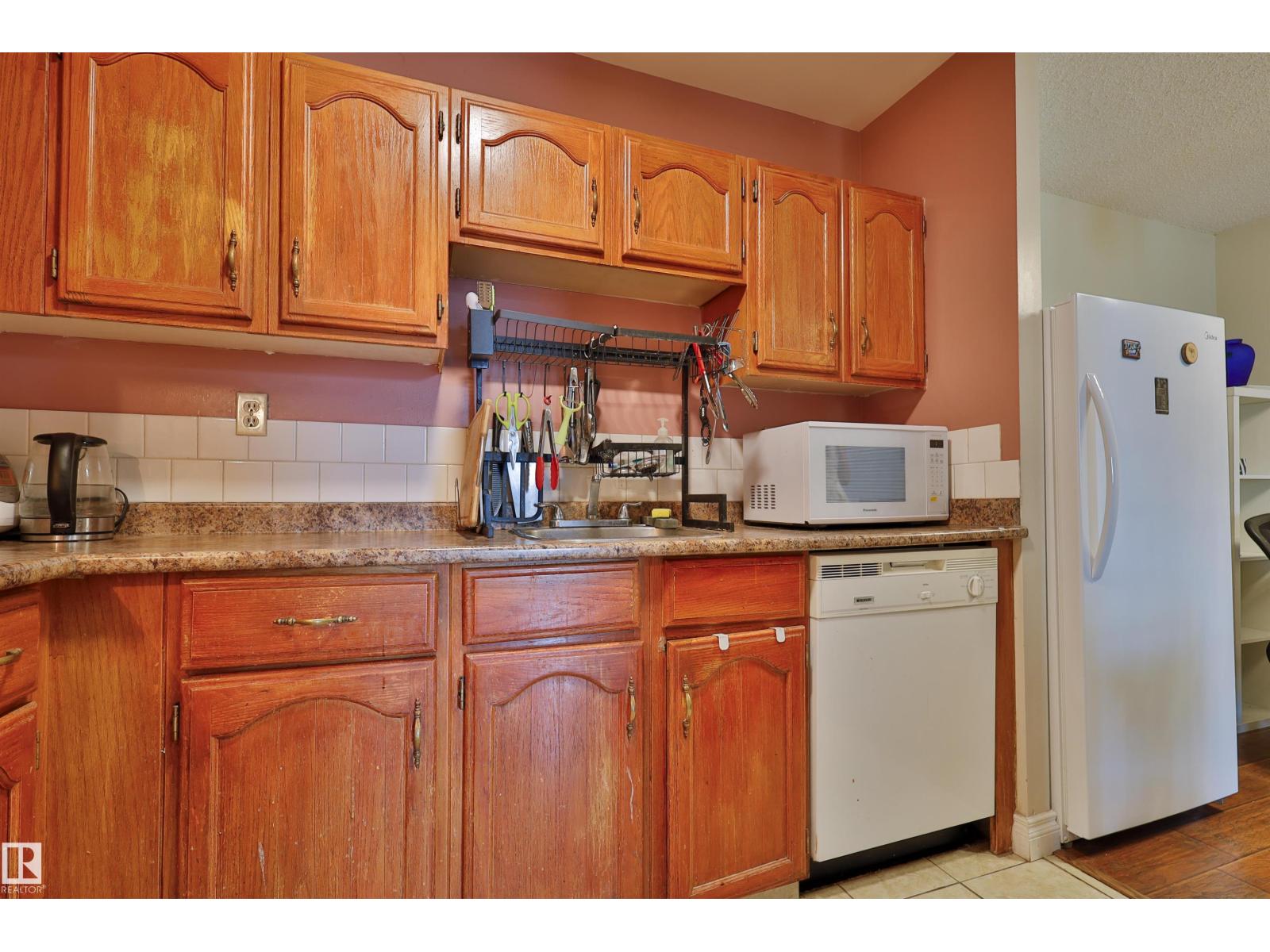#505 10175 109 St Nw, Edmonton, Alberta  T5J 3P2 - Photo 6 - E4457599