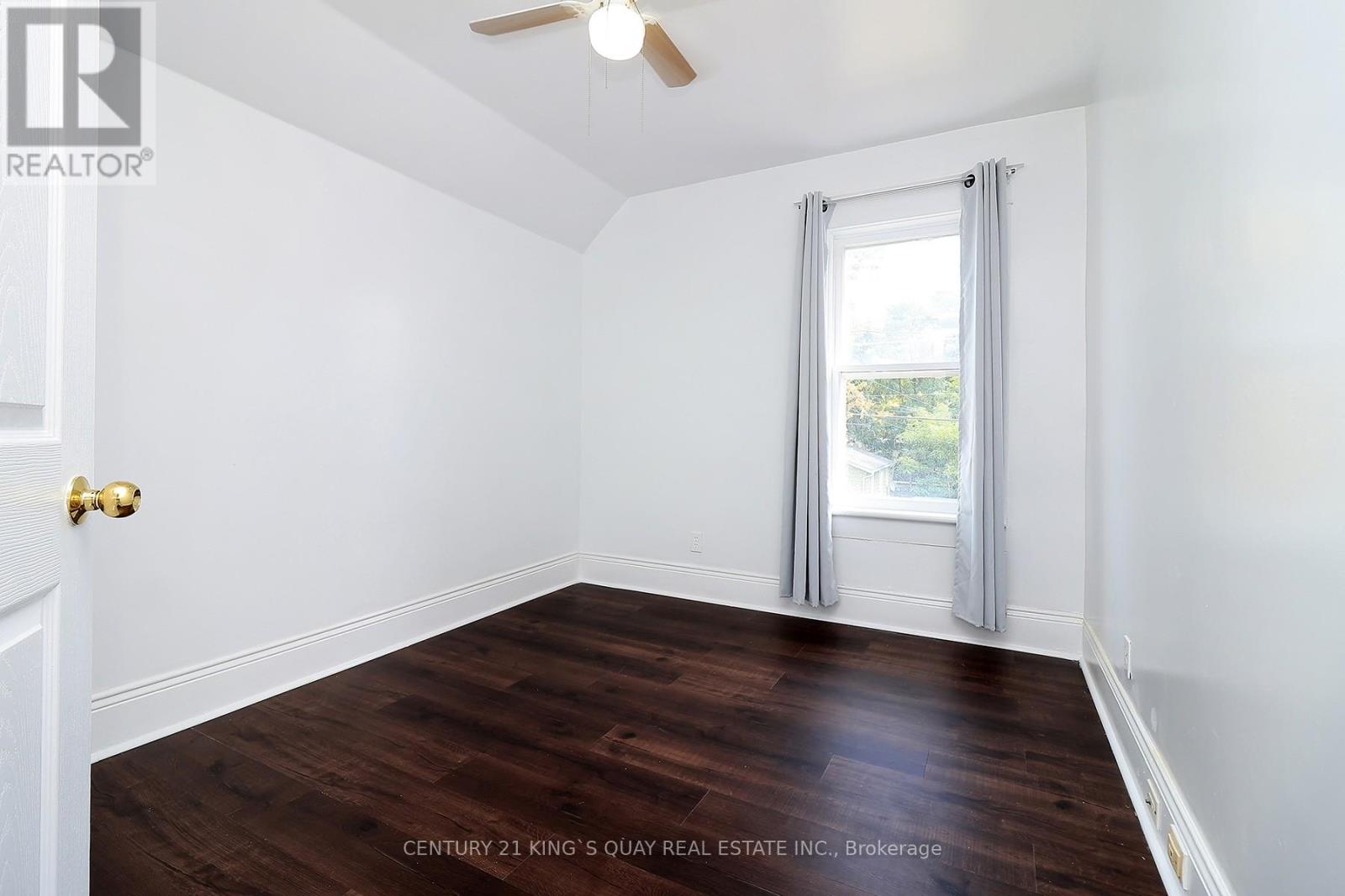 51 Albert Street S, Kawartha Lakes (Lindsay), Ontario  K9V 3G9 - Photo 31 - X12401302