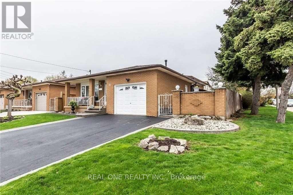 Main - 71 Morgan Road, Hamilton, Ontario  L9X 2W3 - Photo 1 - X12401328