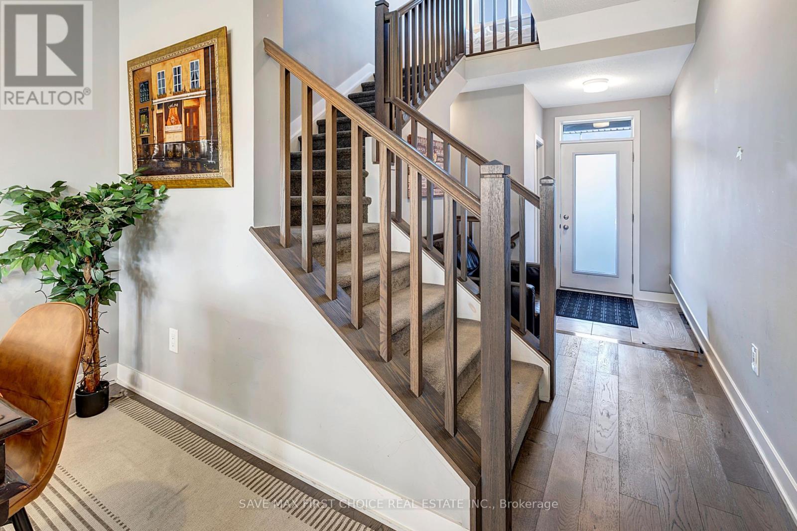 2070 Winsome Terrace, Ottawa, Ontario  K4A 5M9 - Photo 12 - X12401333