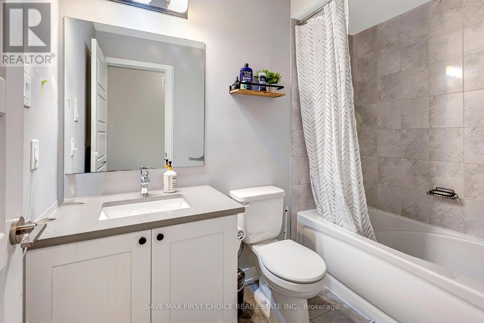 2070 Winsome Terrace, Ottawa, Ontario  K4A 5M9 - Photo 18 - X12401333