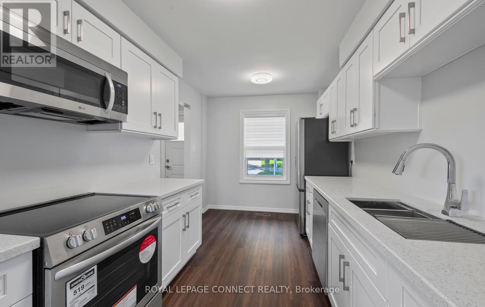 57 Daniels Crescent, Ajax, Ontario  L1T 1X8 - Photo 9 - E12401388
