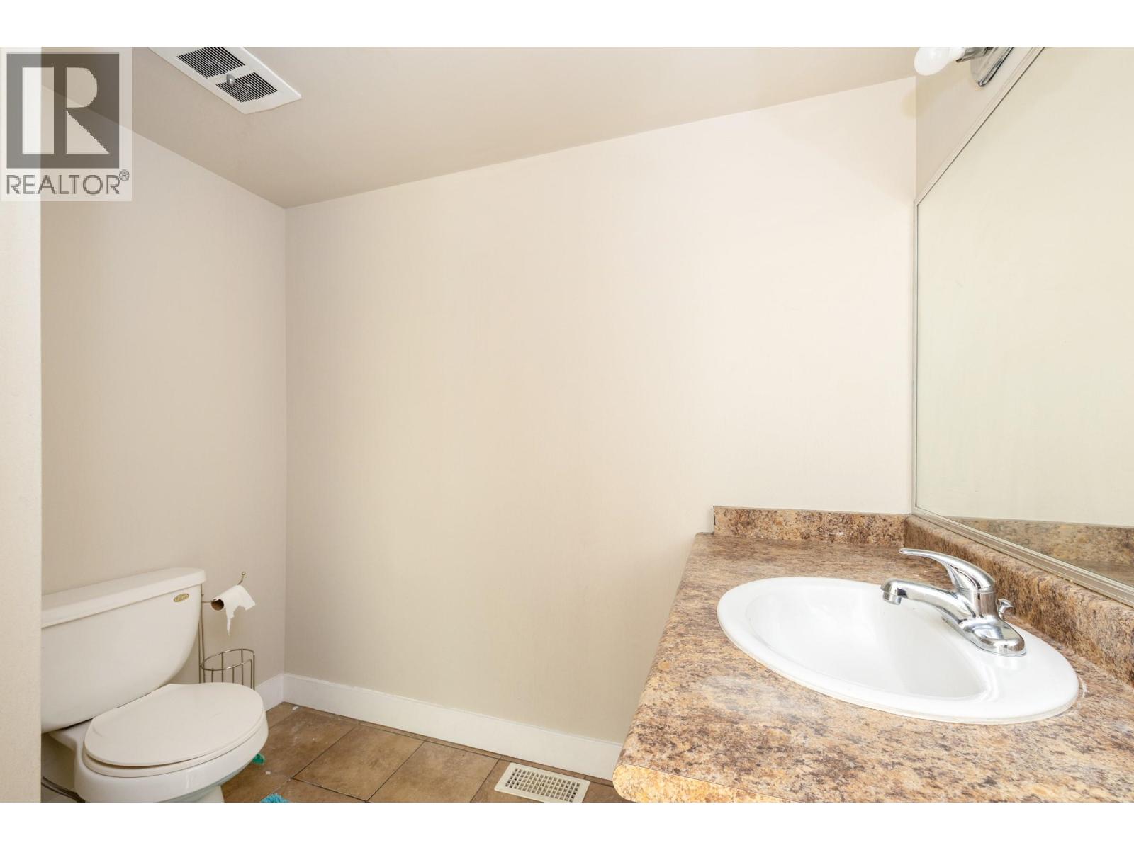 1-2, 4-7 322 Begin Street, Coquitlam, British Columbia  V3K 4V9 - Photo 12 - C8071164