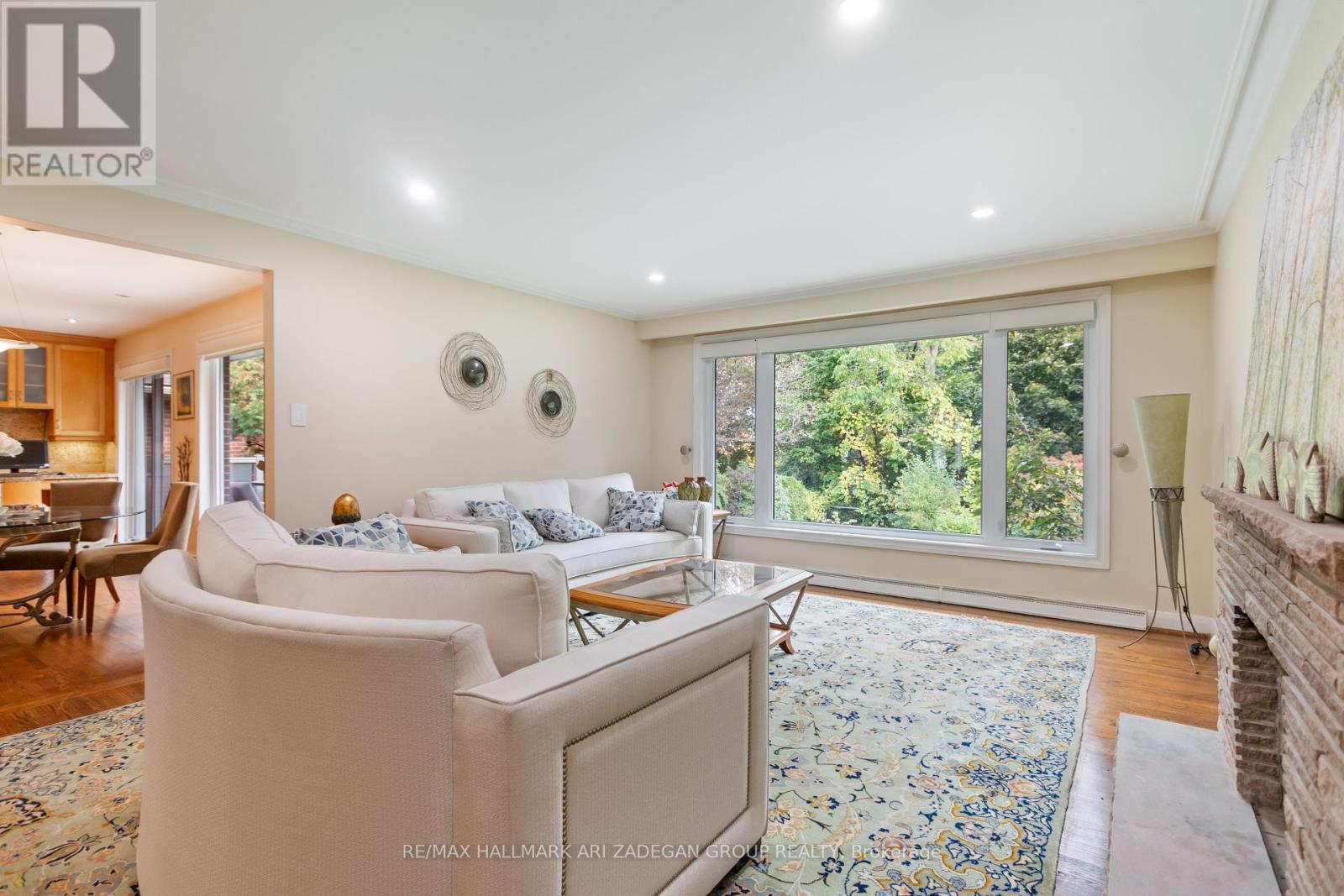 195 Burbank Drive, Toronto, Ontario  M2K 1P5 - Photo 8 - C12283471