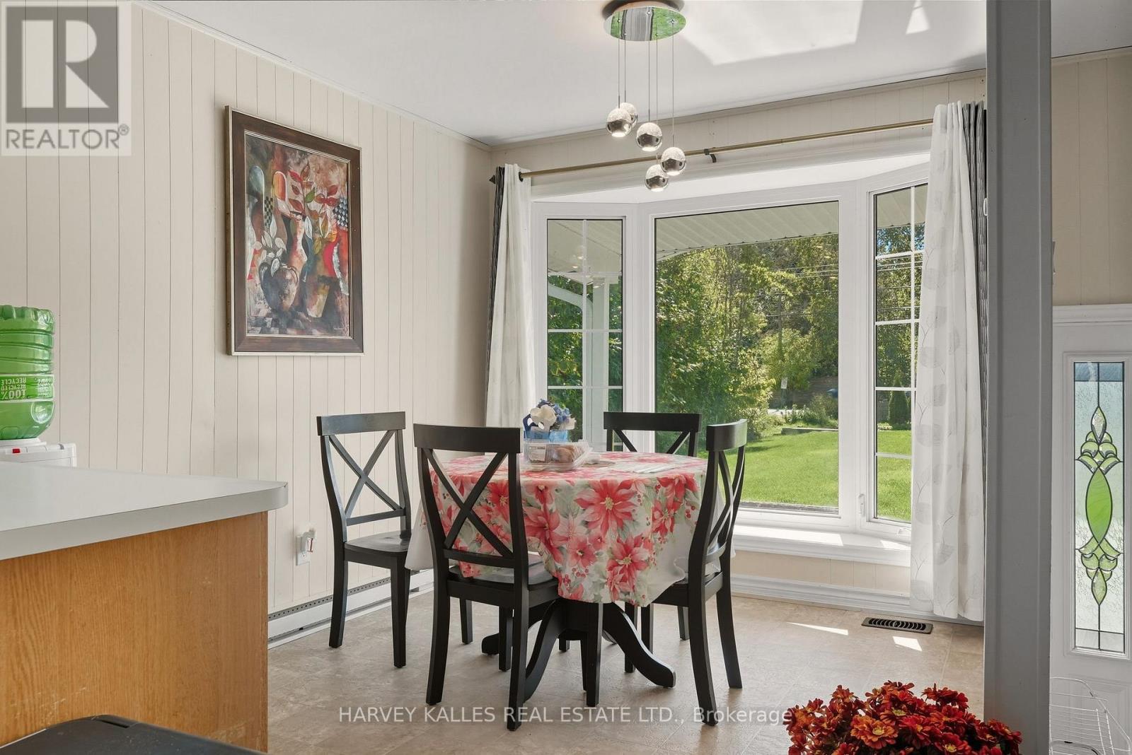 72 Lakeside Drive, Innisfil, Ontario  L9S 2V3 - Photo 18 - N12401370
