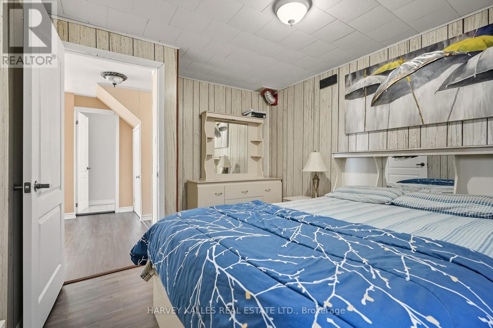 72 Lakeside Drive, Innisfil, Ontario  L9S 2V3 - Photo 29 - N12401370