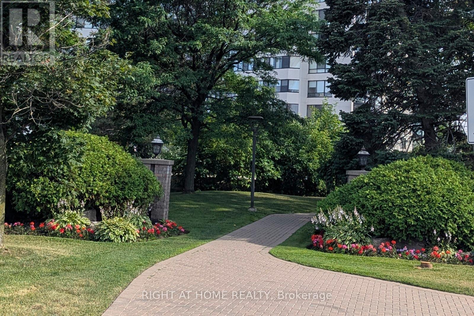 1603 - 1360 Rathburn Road E, Mississauga, Ontario  L4W 4H4 - Photo 2 - W12401389