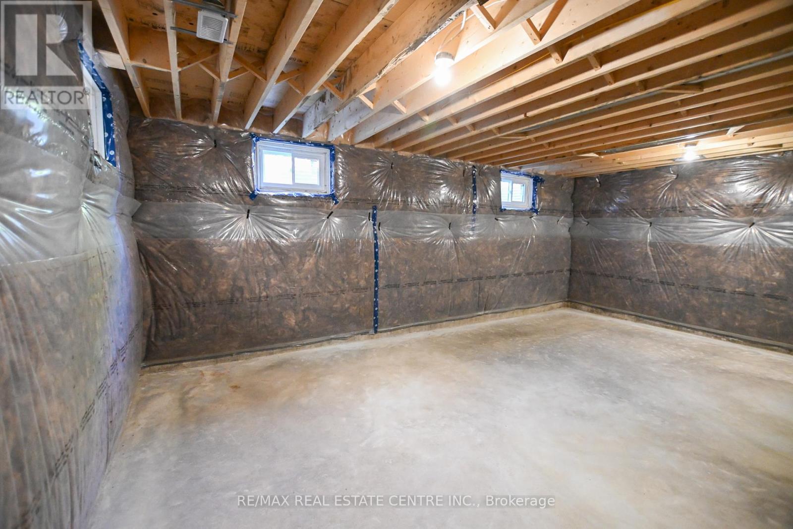 284 Darling Street, Brantford, Ontario  N3S 3X6 - Photo 24 - X12401356