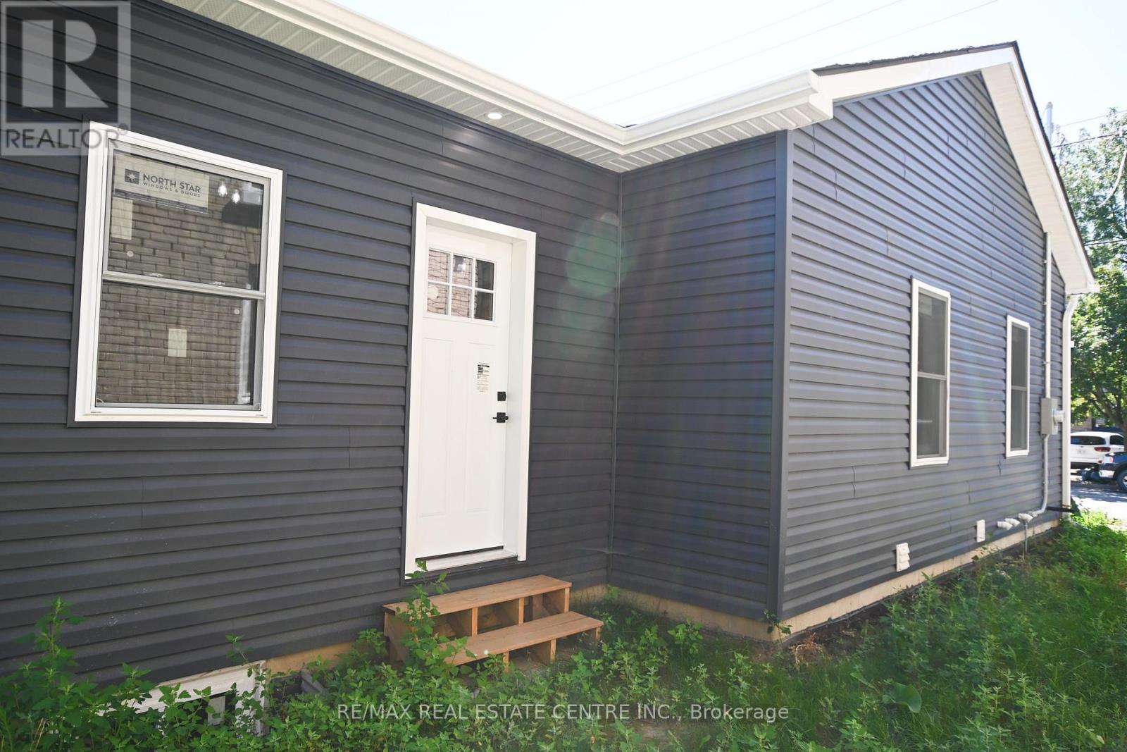 284 Darling Street, Brantford, Ontario  N3S 3X6 - Photo 30 - X12401356