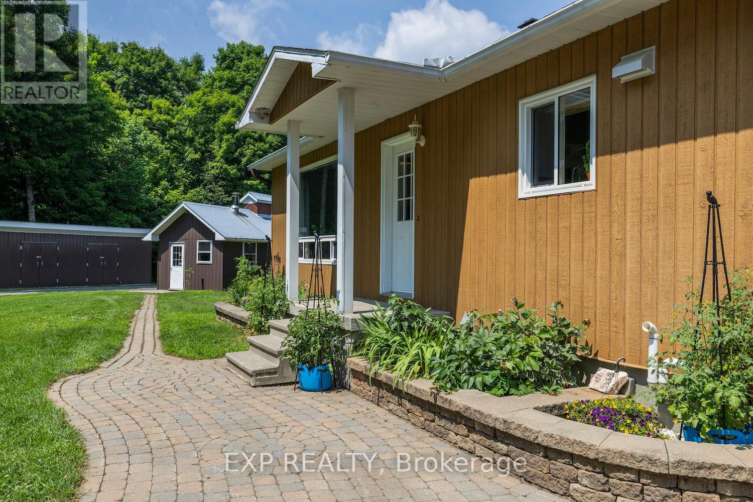 466 Wolf Grove Road, Mississippi Mills, Ontario  K0A 1A0 - Photo 6 - X12401416