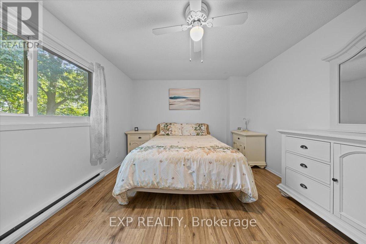 3166 Stockton Drive, Ottawa, Ontario  K1T 1S1 - Photo 18 - X12401423