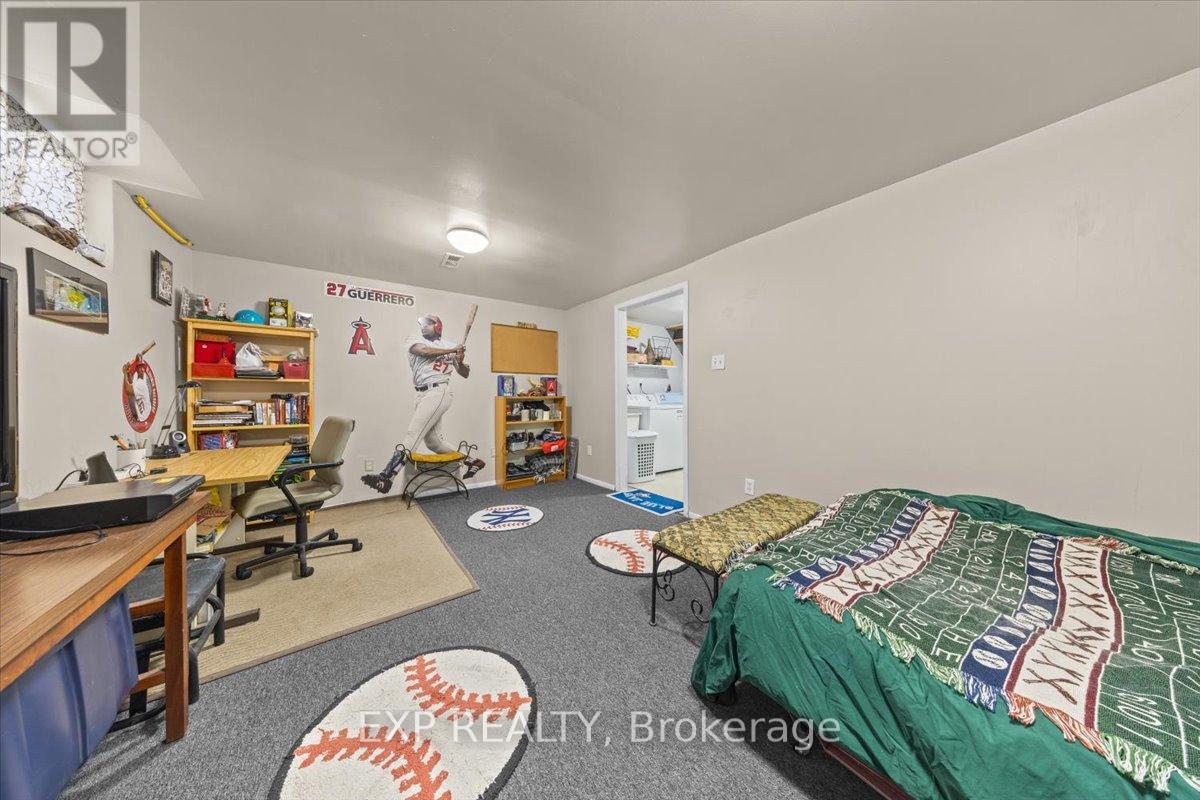 3166 Stockton Drive, Ottawa, Ontario  K1T 1S1 - Photo 30 - X12401423