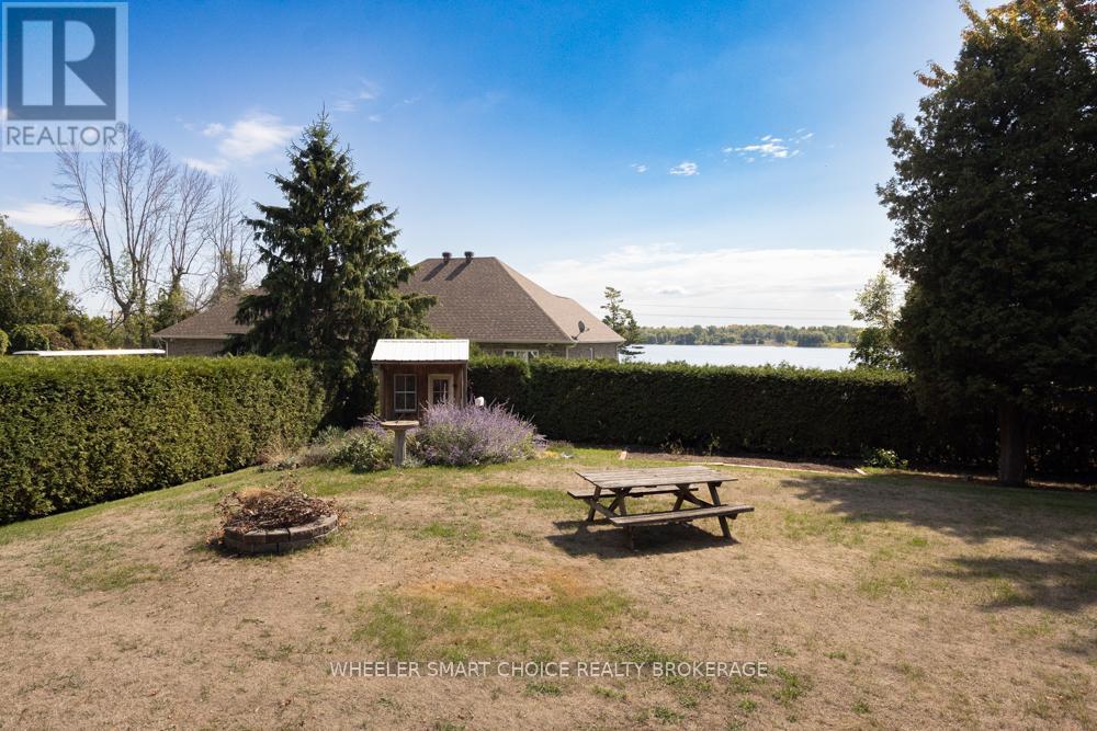 15206 Colonial Drive, South Stormont, Ontario  K0C 1M0 - Photo 4 - X12401432