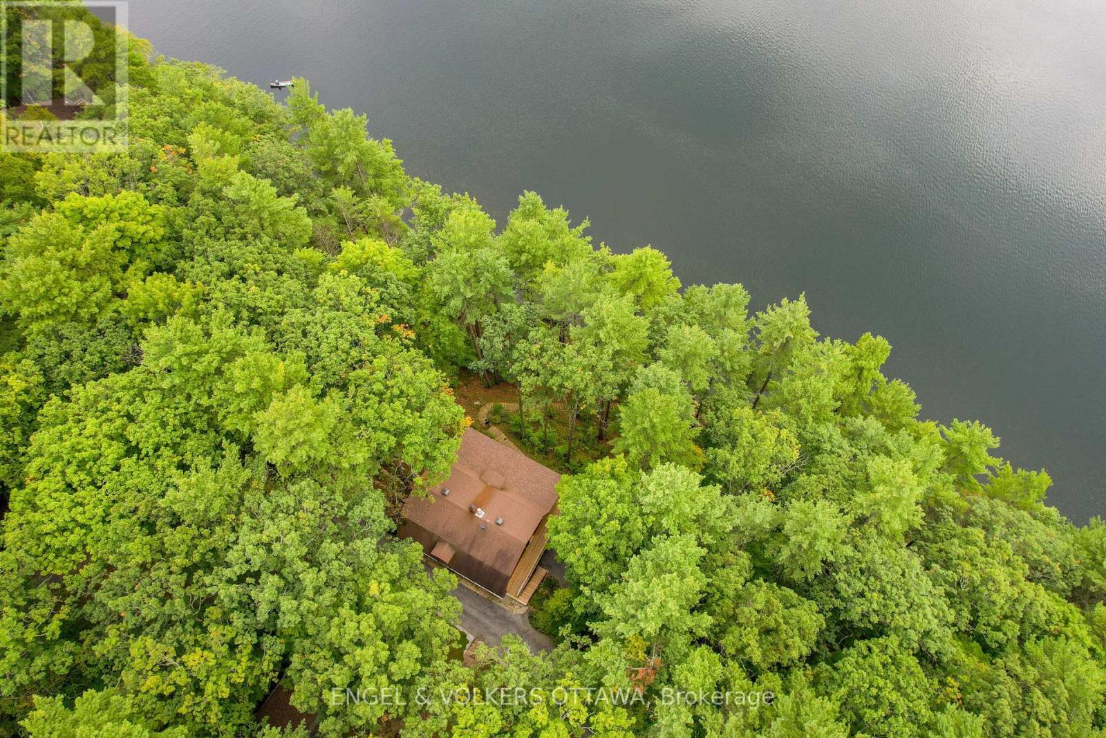 216 Connies Lane, Rideau Lakes, Ontario  K0G 1X0 - Photo 50 - X12330031
