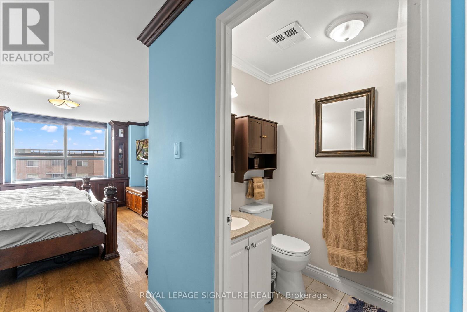 1007 - 250 Davis Drive, Newmarket, Ontario  L3Y 7T7 - Photo 23 - N12401439