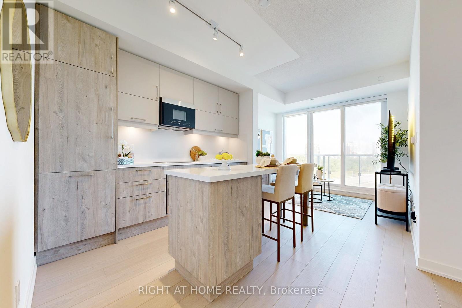 B807 - 292 Verdale Crossing, Markham, Ontario  L6G 0H6 - Photo 7 - N12401446