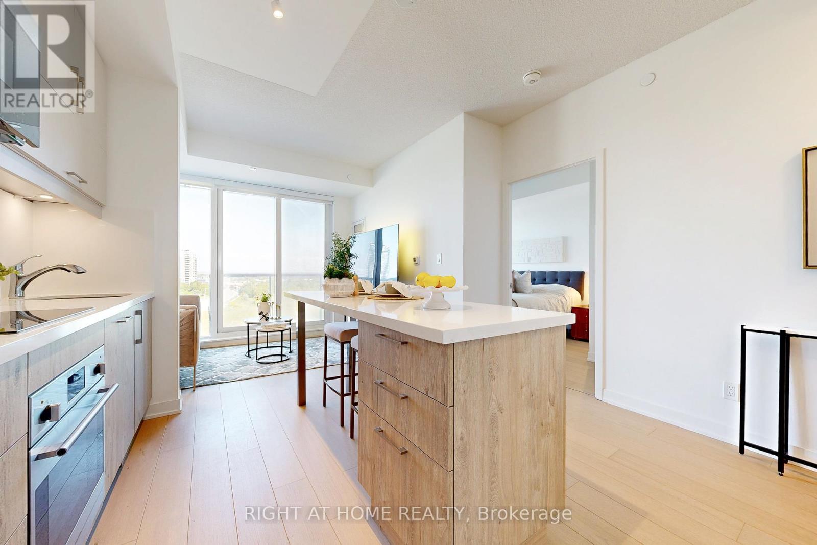 B807 - 292 Verdale Crossing, Markham, Ontario  L6G 0H6 - Photo 8 - N12401446