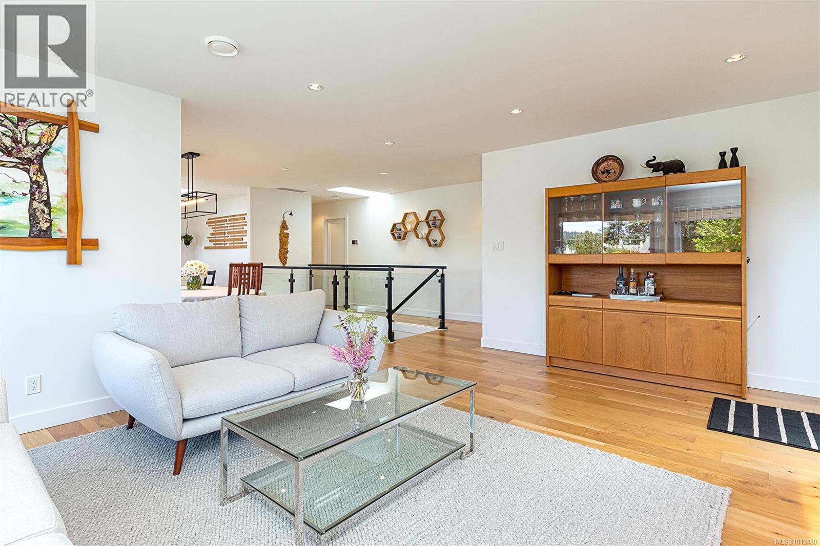 Property at 731 Paskin Way image 5