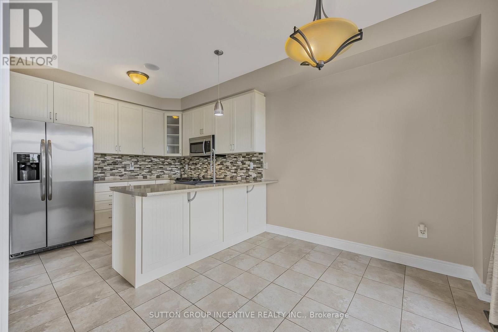 76 Forsyth Crescent, Barrie, Ontario  L4N 6R1 - Photo 11 - S12401437