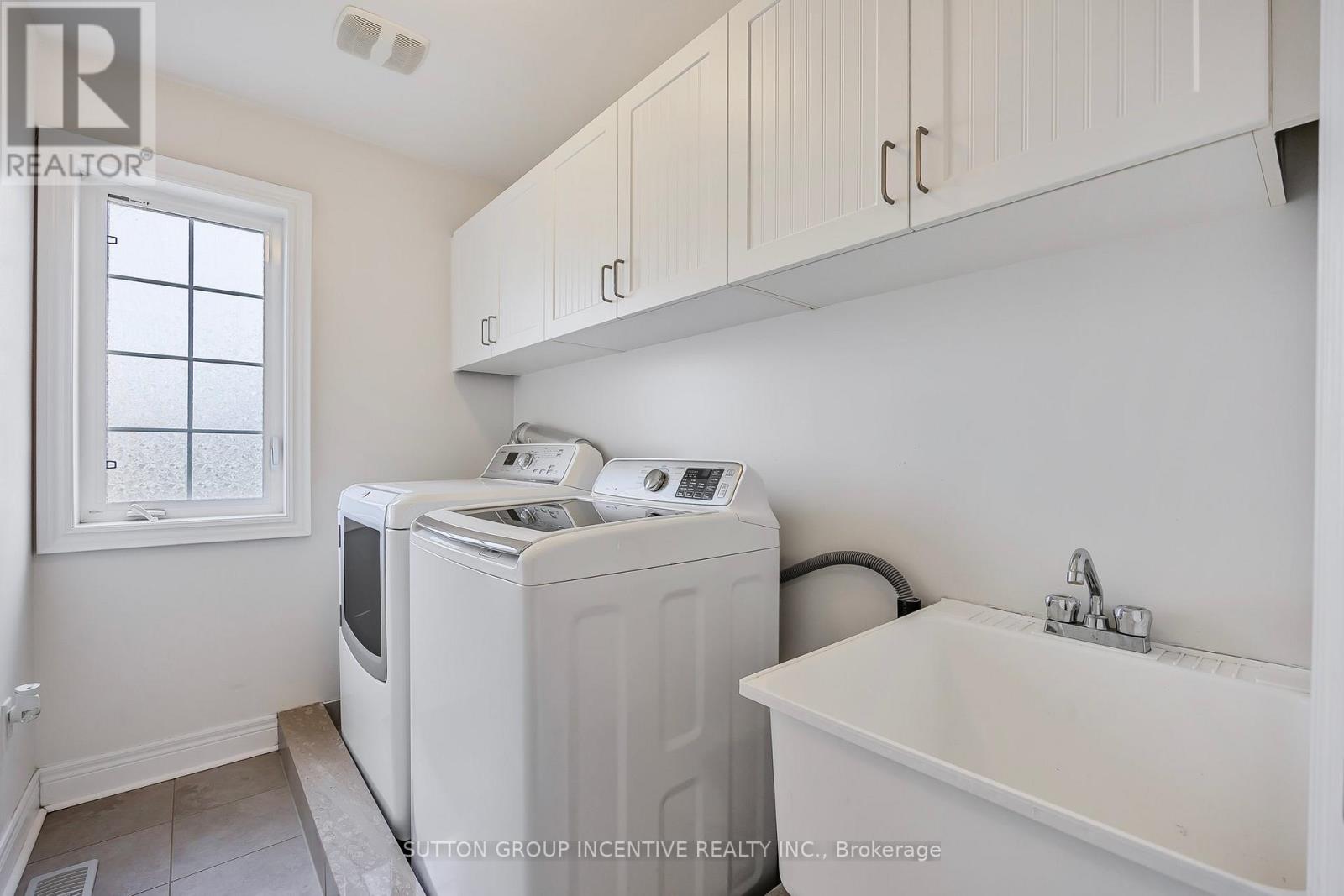 76 Forsyth Crescent, Barrie, Ontario  L4N 6R1 - Photo 22 - S12401437