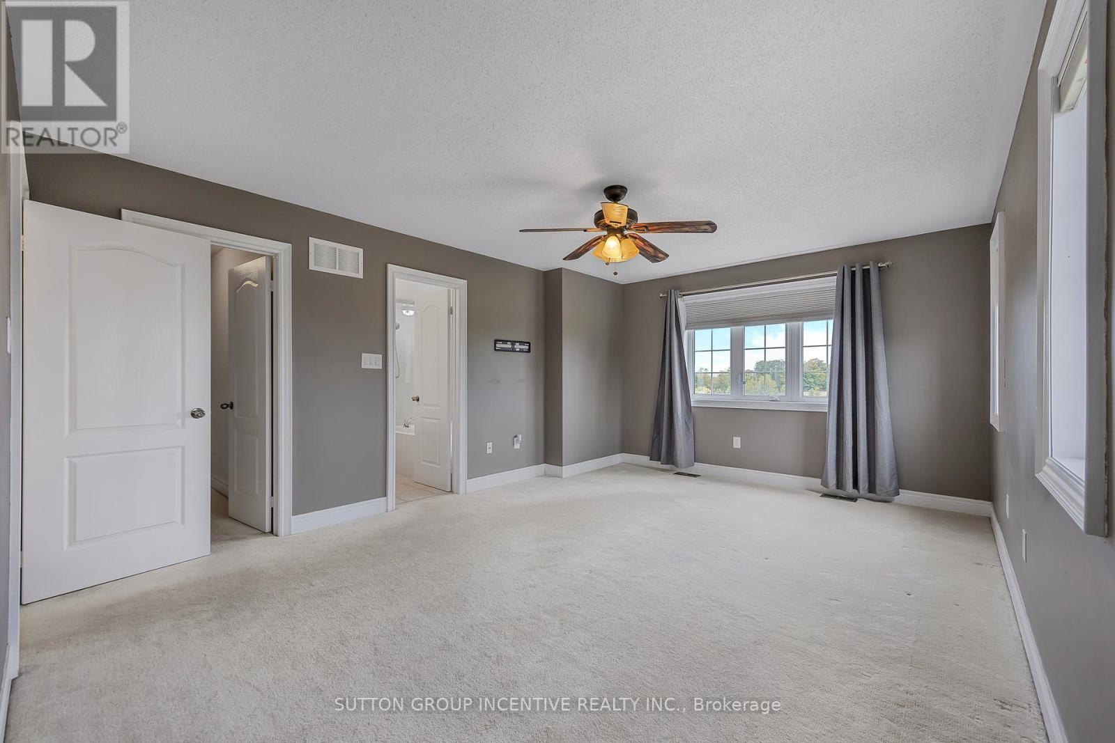 76 Forsyth Crescent, Barrie, Ontario  L4N 6R1 - Photo 24 - S12401437