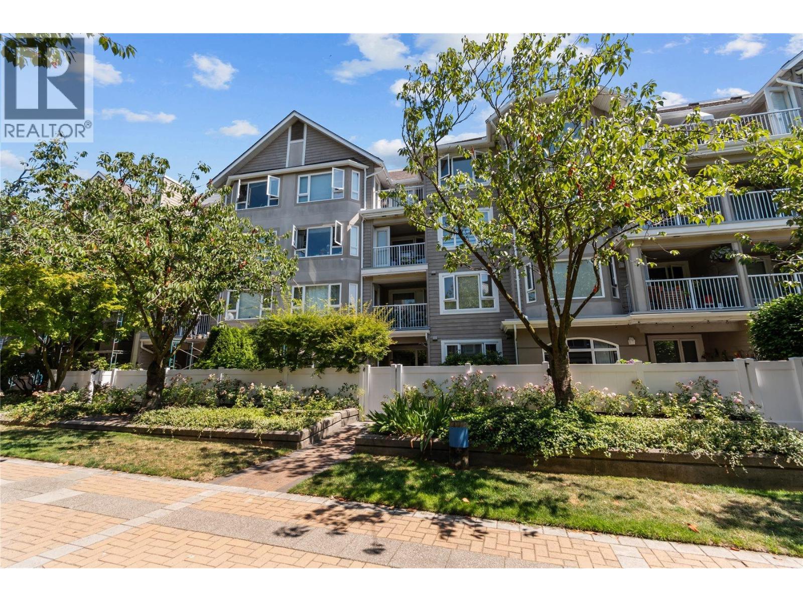 130 5888 Dover Crescent, Richmond, British Columbia  V7C 5R9 - Photo 1 - R3047311