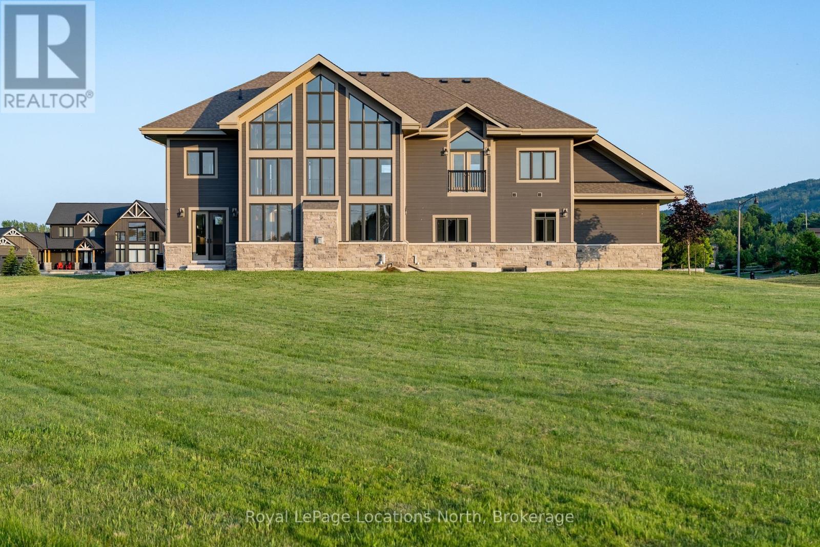 11 Windrose Valley Boulevard, Clearview, Ontario  L9Y 0K2 - Photo 39 - S12401504