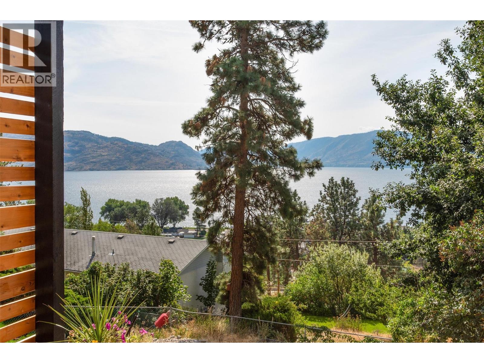 4185 3rd Avenue Peachland Photo 31