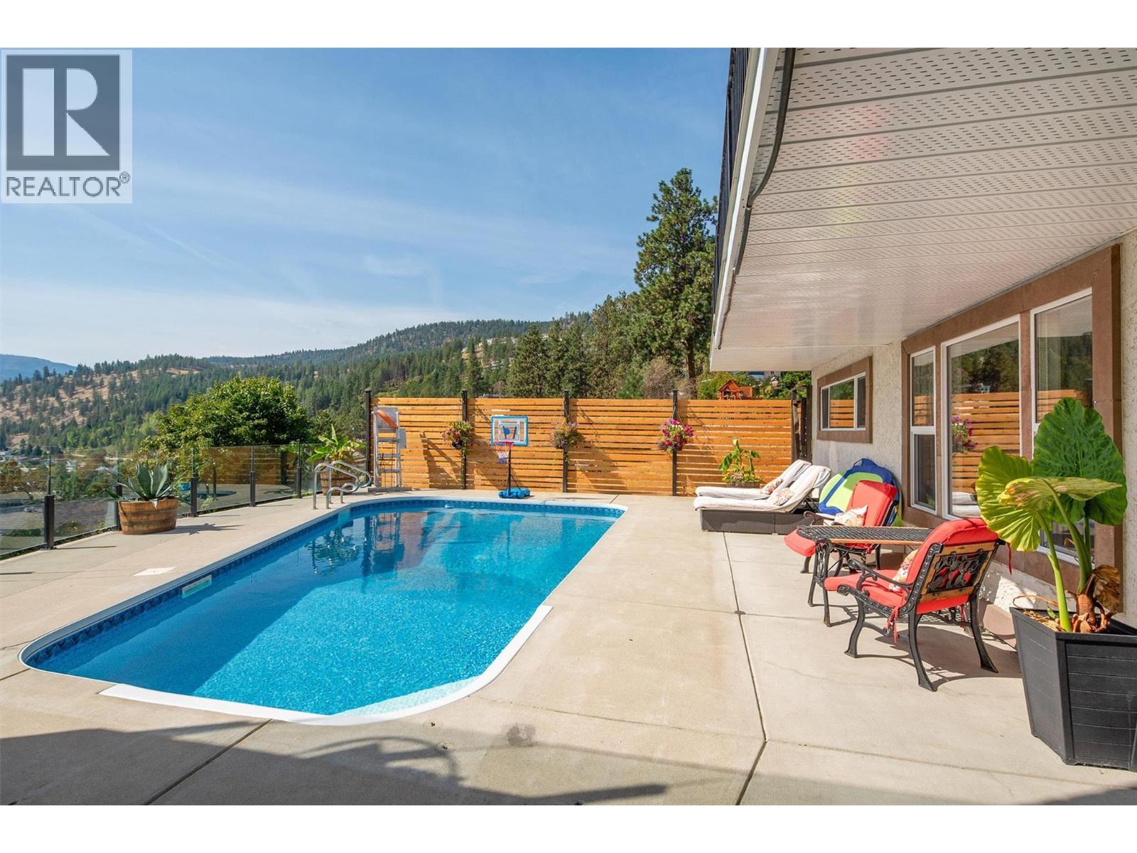 4185 3rd Avenue Peachland Photo 33