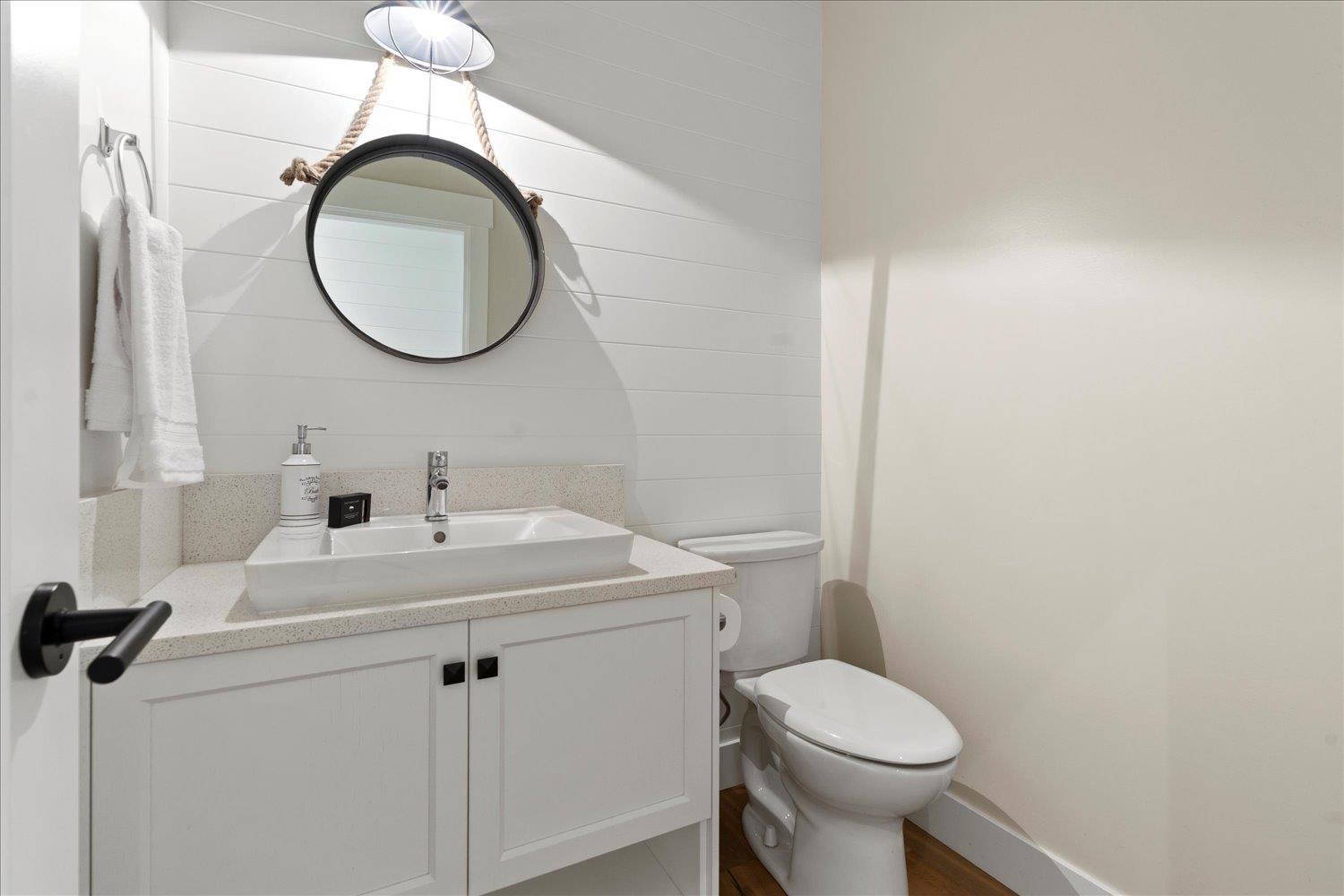 43414 Creekside Circle, Cultus Lake South, Lindell Beach, British Columbia  V2R 0Z4 - Photo 19 - R3047371