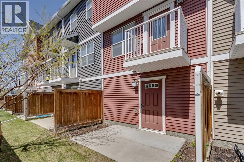 605, 1225 Kings Heights Way Se, Airdrie, Alberta  T4A 0T7 - Photo 2 - A2253218