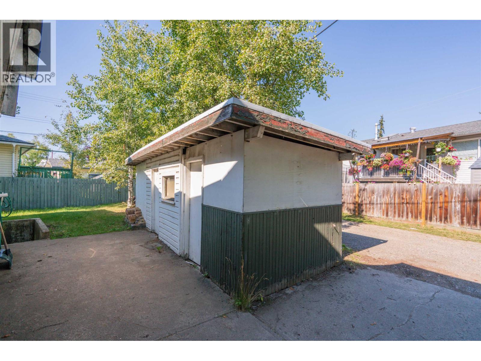 2072 4th Avenue, Prince George, British Columbia  V2M 1H9 - Photo 34 - R3047359