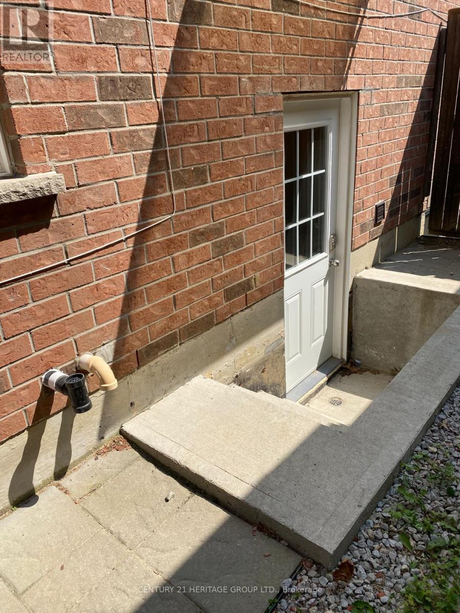 Basement - 63 Lorridge Street, Richmond Hill, Ontario  L4E 3W5 - Photo 12 - N12372681