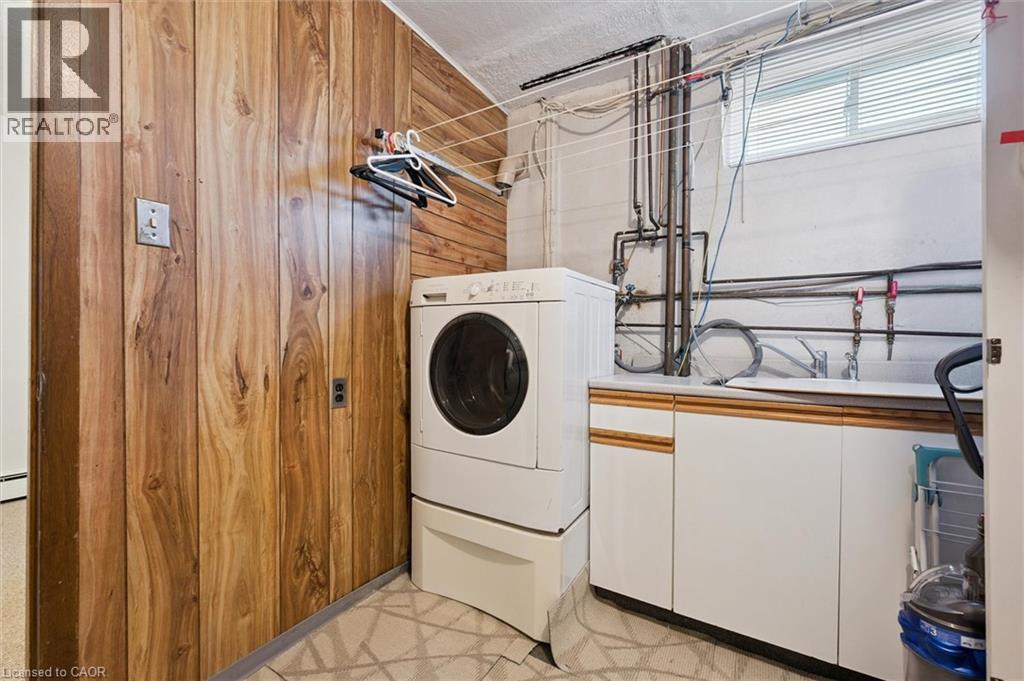 136 Fairway Road N, Kitchener, Ontario  N2A 2N6 - Photo 34 - 40769268