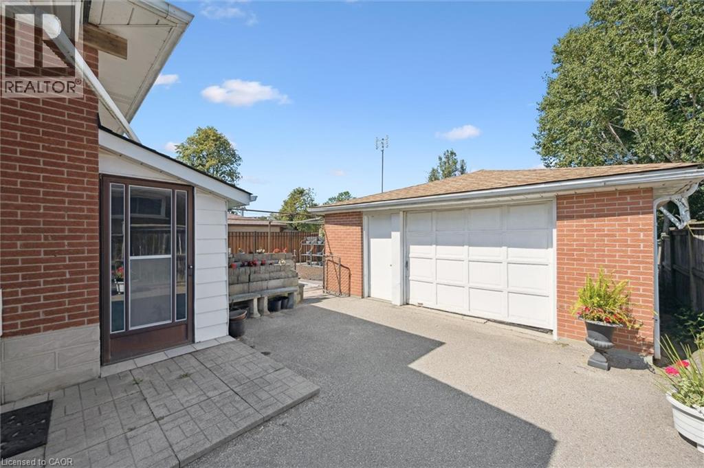 136 Fairway Road N, Kitchener, Ontario  N2A 2N6 - Photo 36 - 40769268